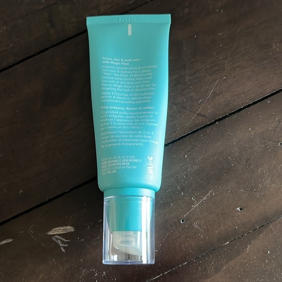 Tula filter primer in shade magic hour - Picture 14 of 14